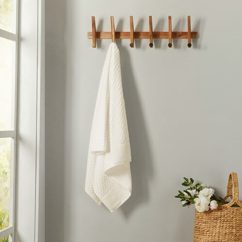 Great Bay Home Ivory Bath Towels